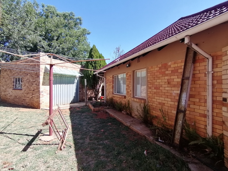 4 Bedroom Property for Sale in Stilfontein Ext 3 North West